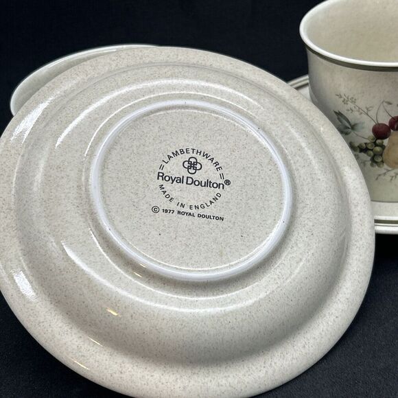 Royal Doulton Lambeth Stoneware Cornwall 4 Pieces - 2 Cups And 2‎ Saucers - Picture 4 of 8